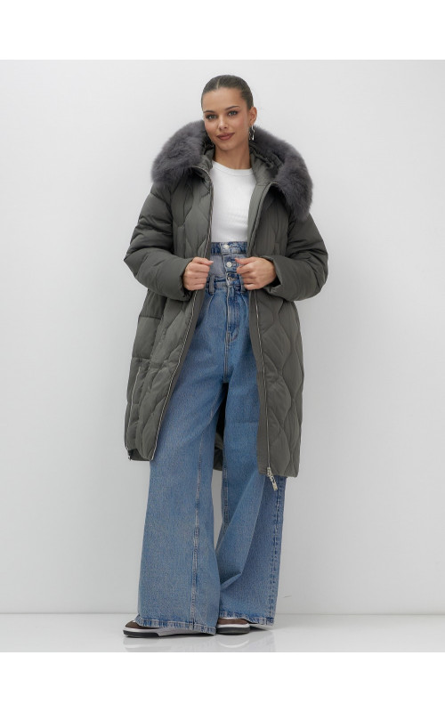 Длинный зимний пуховик с мехом песца.
