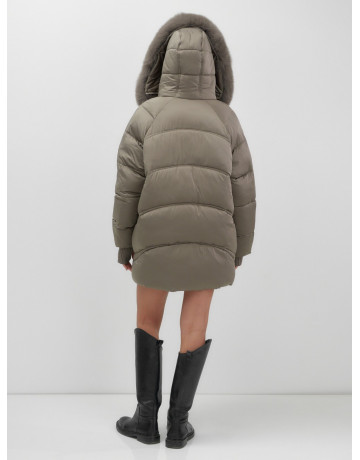 Пуховик с песцовым мехом, сезон осень-зима 2025, для женщин