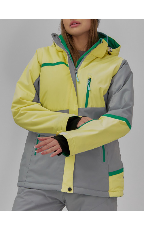 Женский горнолыжный костюм: стиль и комфорт для зимних приключений.