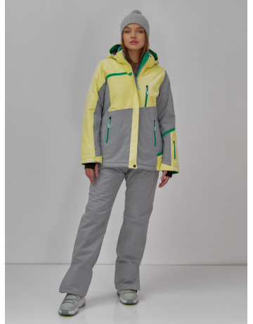 Женский горнолыжный костюм: стиль и комфорт для зимних приключений.