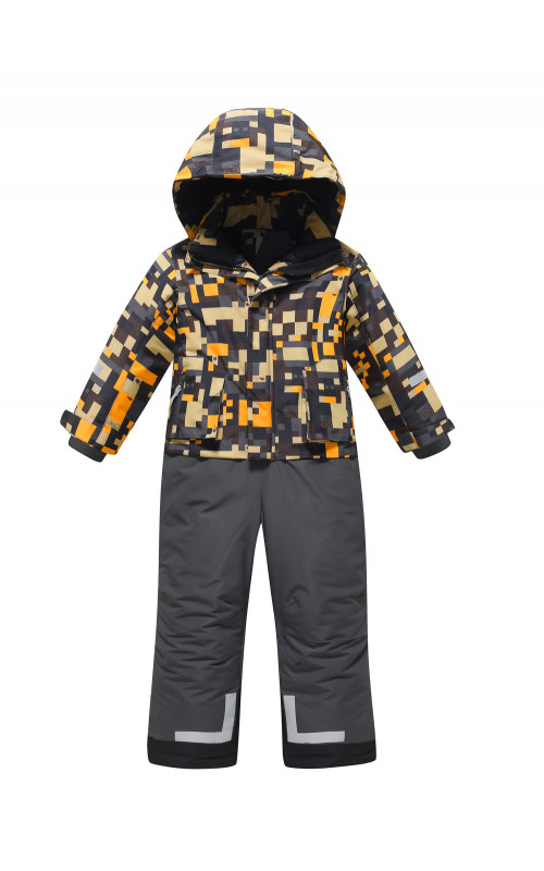 Зимний комбинезон для мальчика: активный отдых и безопасность