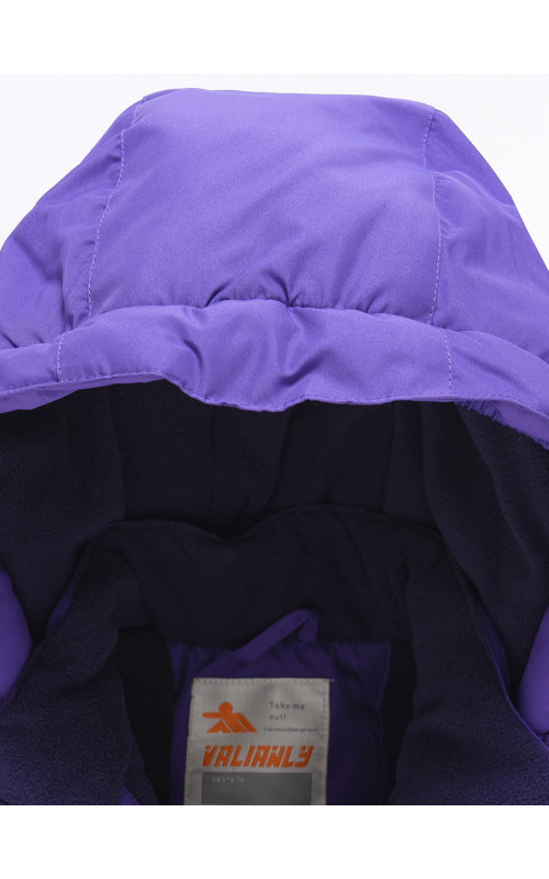 Зимний комбинезон для девочки: стиль и тепло для зимних приключений.