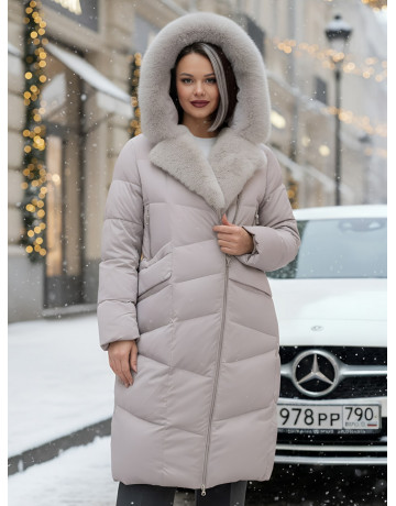 Пуховик премиум-класса с английским воротником из натурального меха кролика, зима 2025