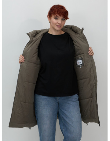 Длинный зимний пуховик для женщин с капюшоном.