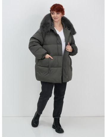 Пуховик с мехом песца, элегантный и стильный, для зимы 2025.