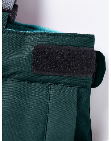 Детский горнолыжный костюм для девочки.