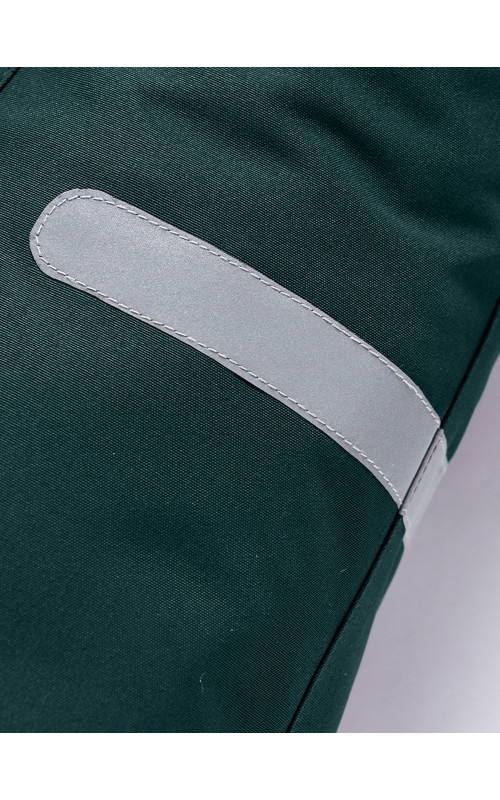 Детский горнолыжный костюм для девочки.