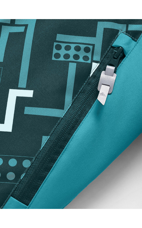 Детский горнолыжный костюм для девочки.