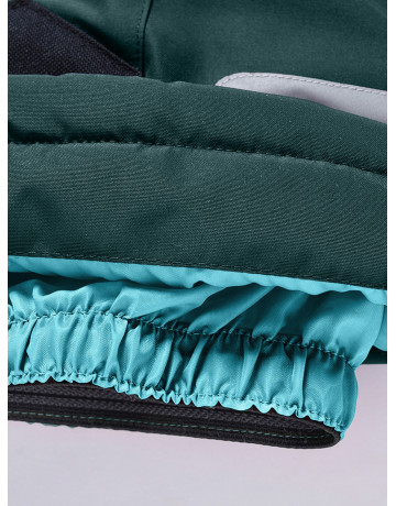 Детский горнолыжный костюм для девочки.