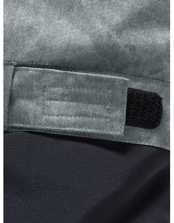 Зимний комбинезон для девочки: комфорт и тепло в зимних приключениях