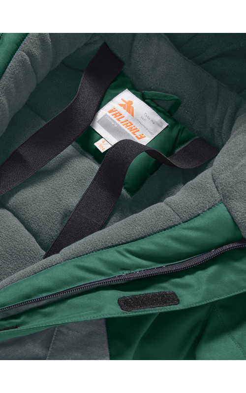 Зимний комбинезон для девочки: комфорт и тепло в зимних приключениях