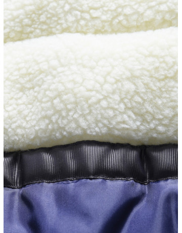 Тёплая парка для девочки с регулируемой посадкой.