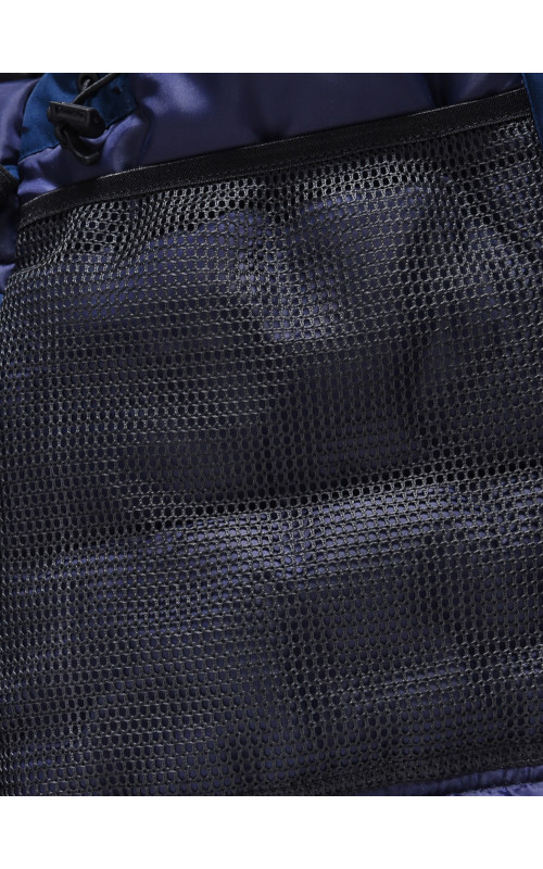 Тёплая парка для девочки с регулируемой посадкой.