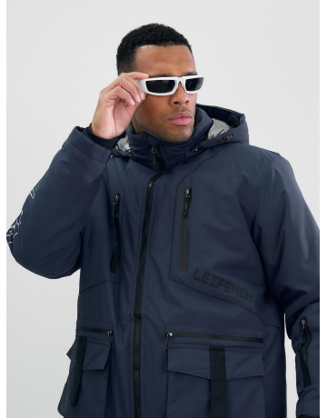 Мужской горнолыжный костюм для активного отдыха.