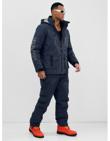 Мужской горнолыжный костюм для активного отдыха.