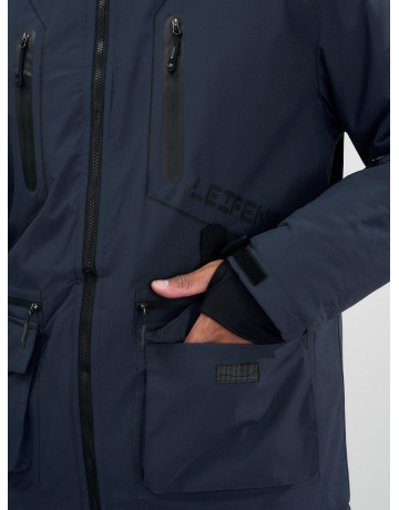 Мужской горнолыжный костюм для активного отдыха.