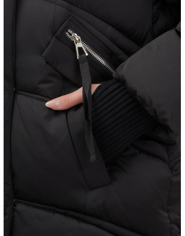 Женский зимний пуховик с мехом и капюшоном, чёрный. в Тюмени