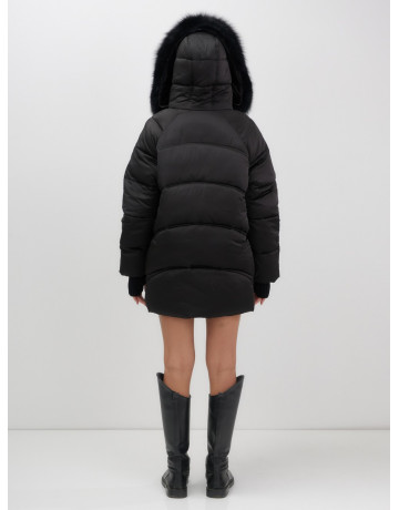 Женский зимний пуховик с мехом и капюшоном, чёрный. в Тюмени