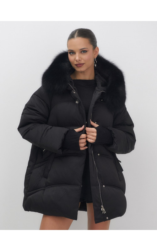 Женский зимний пуховик с мехом и капюшоном, чёрный. в Тюмени