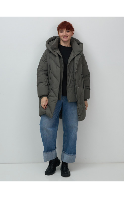 Зимнее утеплённое двубортное пальто-пуховик, длинный силуэт. в Тюмени