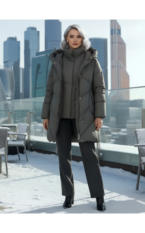 Зимнее утеплённое двубортное пальто-пуховик, длинный силуэт. в Тюмени