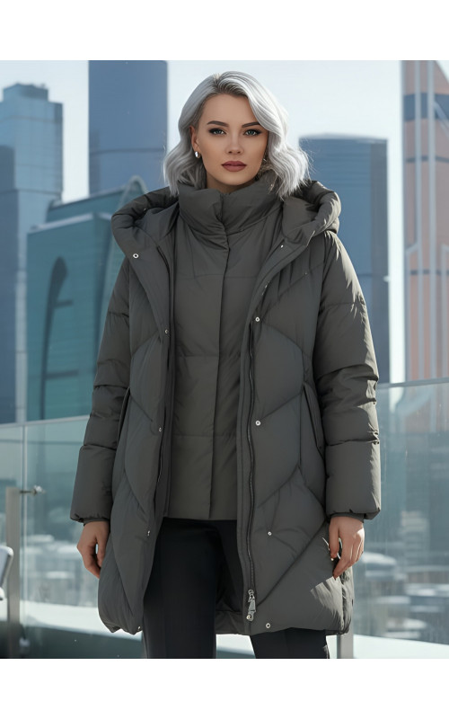 Зимнее утеплённое двубортное пальто-пуховик, длинный силуэт. в Тюмени