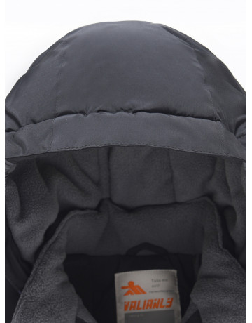 Зимний комбинезон для мальчика: комфорт и защита в зимних приключениях