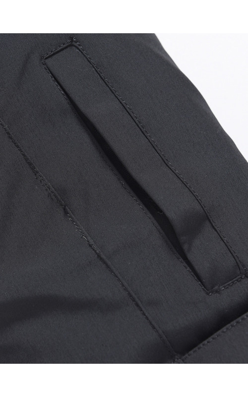 Зимний комбинезон для мальчика: комфорт и защита в зимних приключениях