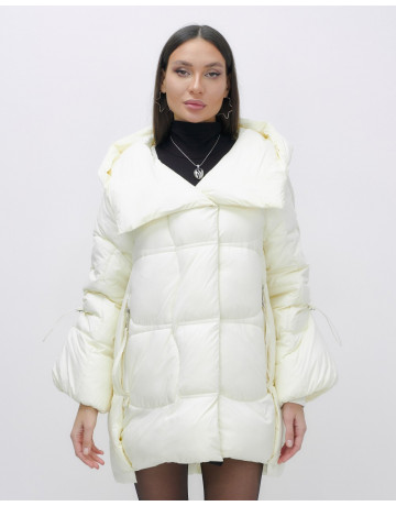 Женский зимний пуховик с капюшоном, бежевый. в Тюмени