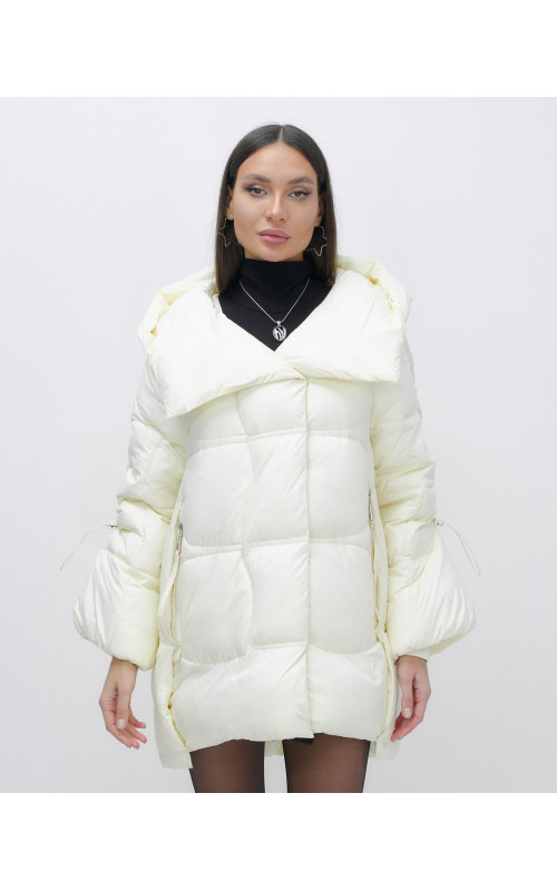 Женский зимний пуховик с капюшоном, бежевый. в Тюмени
