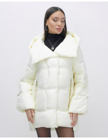 Женский зимний пуховик с капюшоном, бежевый. в Тюмени