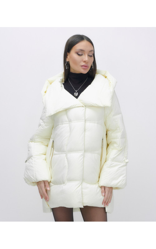Женский зимний пуховик с капюшоном, бежевый. в Тюмени