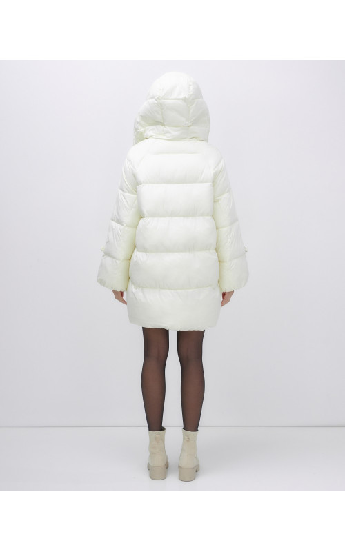 Женский зимний пуховик с капюшоном, бежевый. в Тюмени