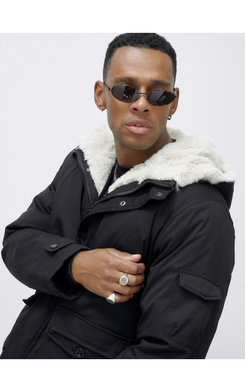 Мужская зимняя удлиненная парка с мехом, чёрная, для активного отдыха в Тюмени