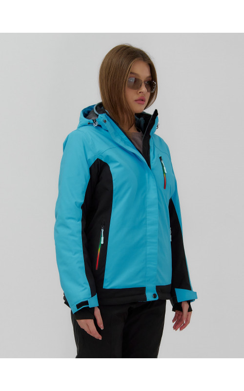 Женский горнолыжный костюм для зимних активностей