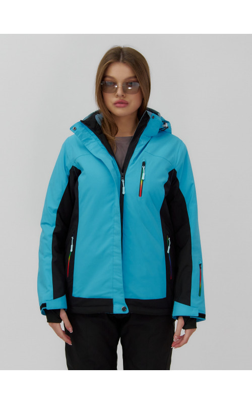 Женский горнолыжный костюм для зимних активностей