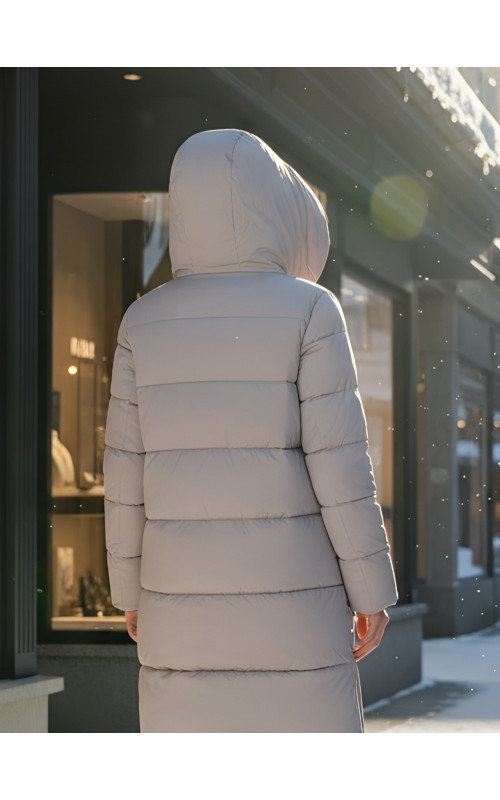 Длинный зимний пуховик для женщин