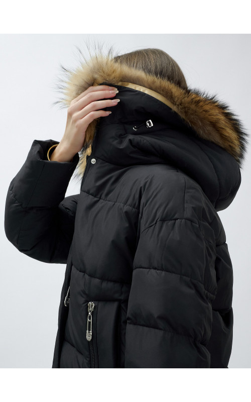 Пуховик женский зимний с мехом енота премиум-класса, чёрный. в Тюмени