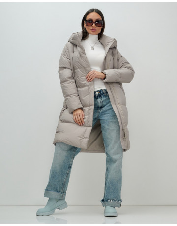 Длинный женский пуховик с капюшоном для зимы.