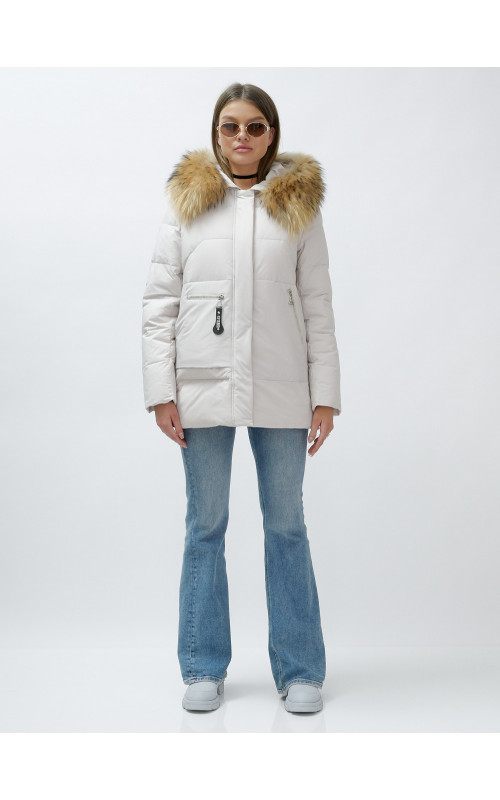 Зимняя женская куртка премиум-класса с опушкой из натурального меха енота.