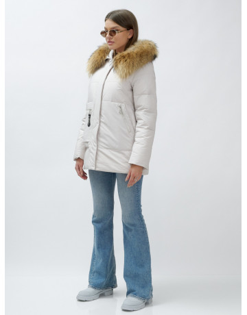 Зимняя женская куртка премиум-класса с опушкой из натурального меха енота.