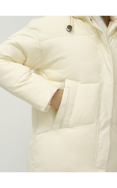 Женский зимний пуховик с капюшоном, светло-бежевый, удлинённый. в Тюмени