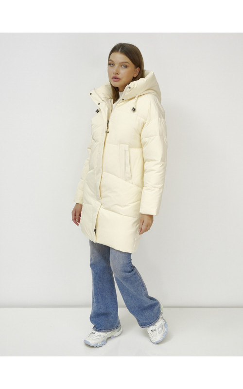 Женский зимний пуховик с капюшоном, светло-бежевый, удлинённый. в Тюмени