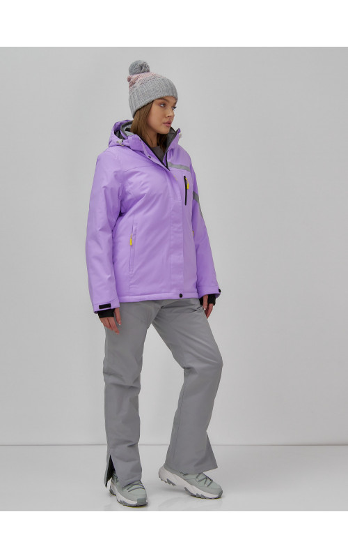 Женская горнолыжная куртка: стиль и защита для зимних склонов