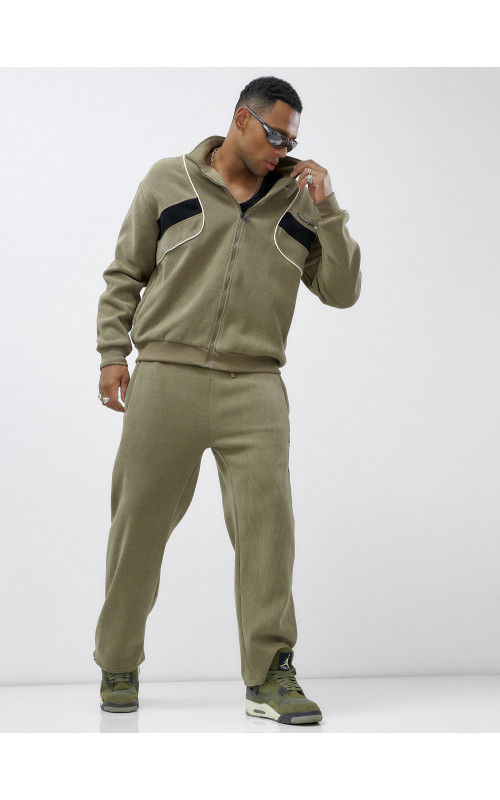 Мужской демисезонный спортивный костюм на флисе, цвет хаки, для спорта. в Тюмени