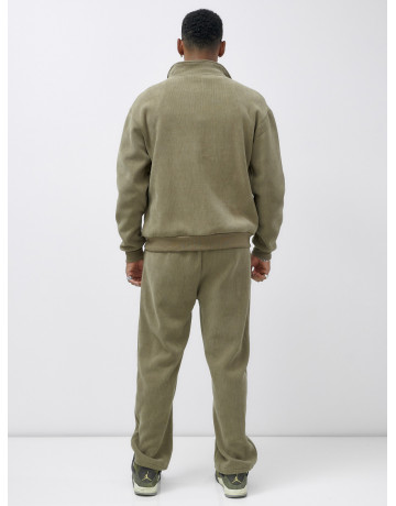 Утеплённый мужской спортивный костюм.