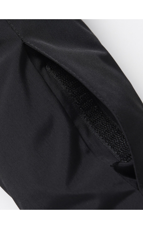 Зимний горнолыжный костюм для девочки: защита и комфорт в холода