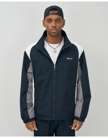 Спортивный костюм «Энергия весны-лета» для активного отдыха.