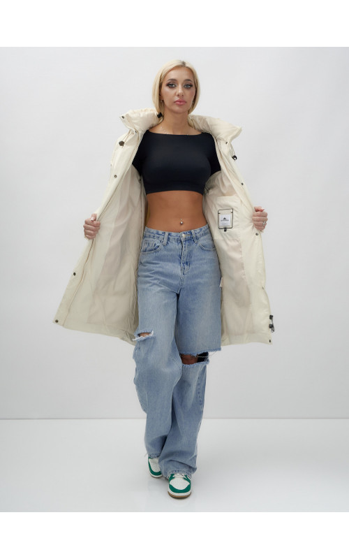 Зимняя куртка свободного кроя для женщин с трикотажными манжетами.