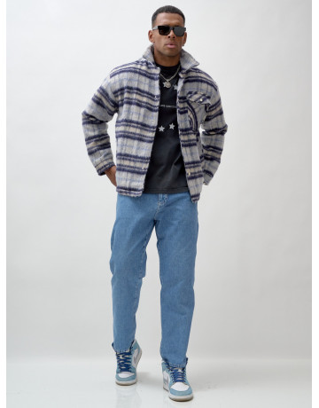 Ворсистая шерстяная рубашка для активного образа жизни.